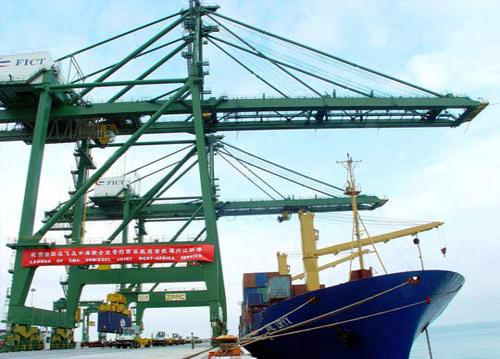 江陰港前三季度危險品吞吐量破1000萬噸 